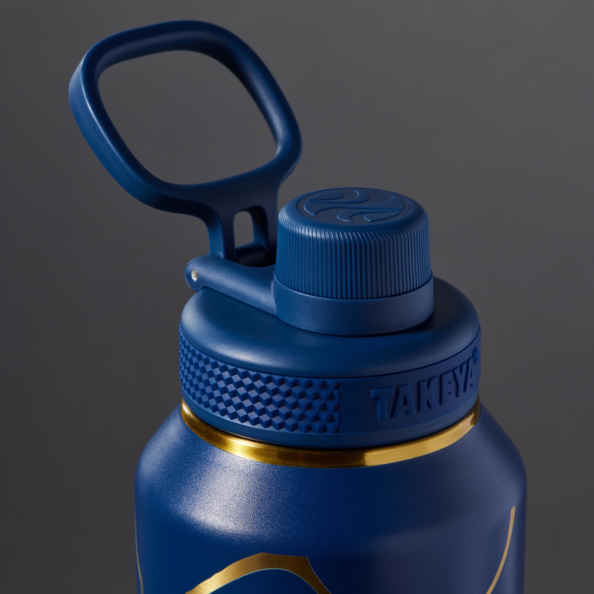 kintsugi-water-bottle-with-spout-lid-m3 51390-TK_HO25_Kintsugi_Takeya9266.png